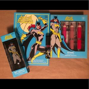 NIB Gotham makeup bundle batgirl